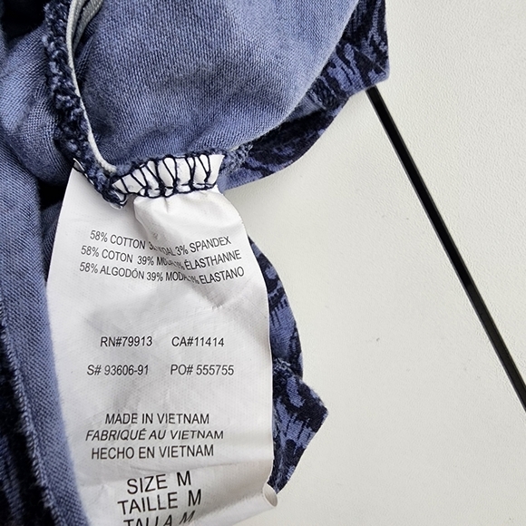 Motherhood Maternity Short Sleeve Top Womens Blue Paisley Round Hem Soft Modal M - Picture 10 of 12